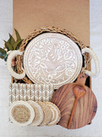 Load image into Gallery viewer, Bread Warmer Gift Box With Round Wooden Board and Spoon - Round
