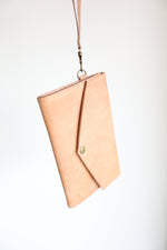 Load image into Gallery viewer, Rosa Wallet
