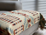 Load image into Gallery viewer, Secoya Throw Blanket - Vibrant Mint
