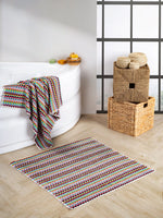 Load image into Gallery viewer, Pom Pom Luxurious Striped Bath Mat
