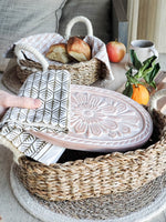 Load image into Gallery viewer, Bread Warmer &amp; Basket Gift Set with Tea Towel - Flower
