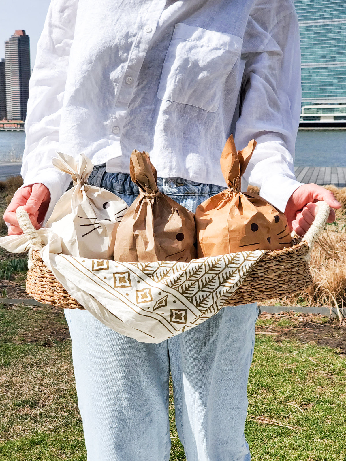 Seagrass Bread Baskets with White Handles