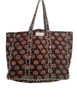 Load image into Gallery viewer, Reversible Quilted Block Printed Beach Bag
