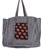 Load image into Gallery viewer, Reversible Quilted Block Printed Beach Bag

